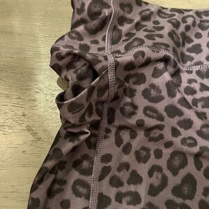 Athletic Works Gray Leopard Print Leggings